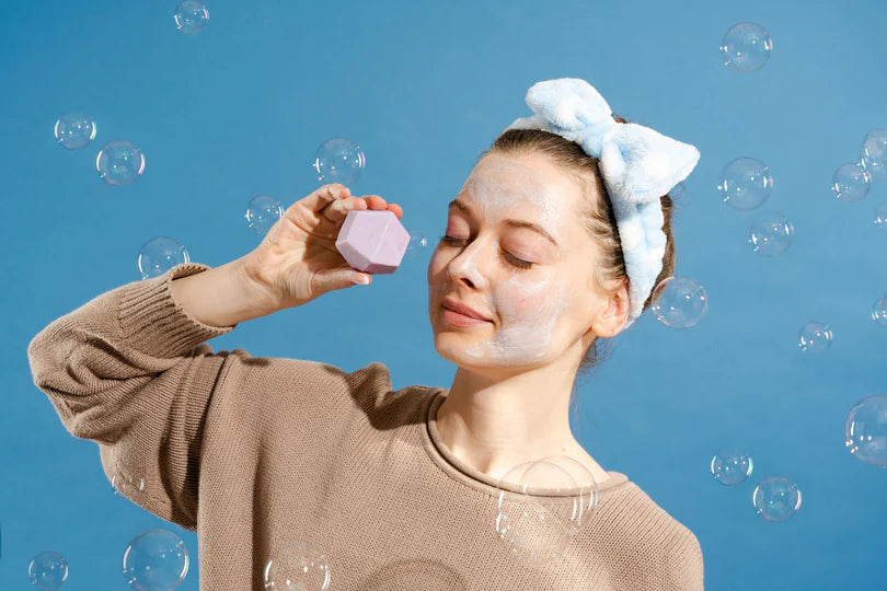 Cleanser solid pentru față cu Niacinamidă & Vitamina B5 – Solidu